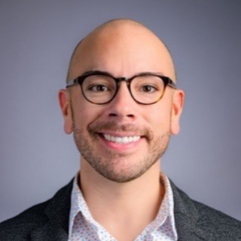 marcos r garcia headshot