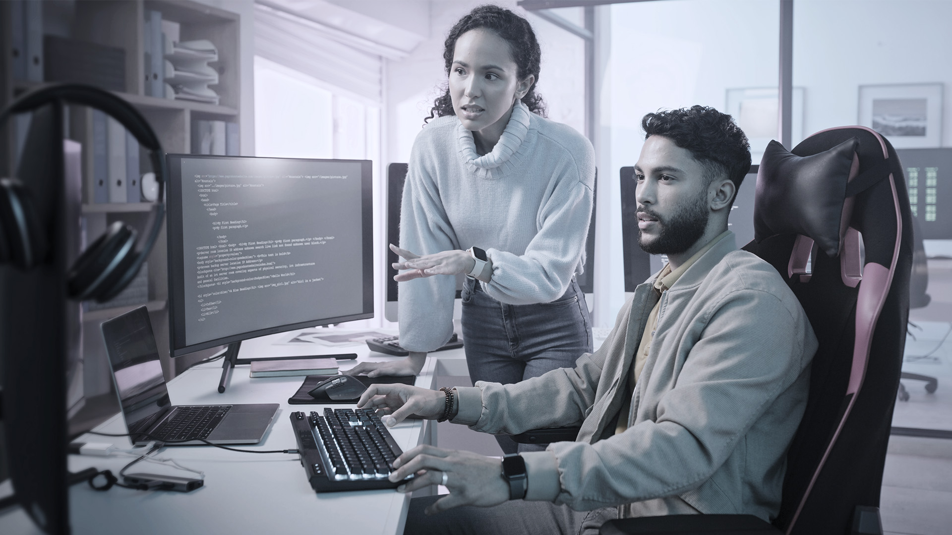 7 Ways to Close the AI Trust Gap with Your Employees