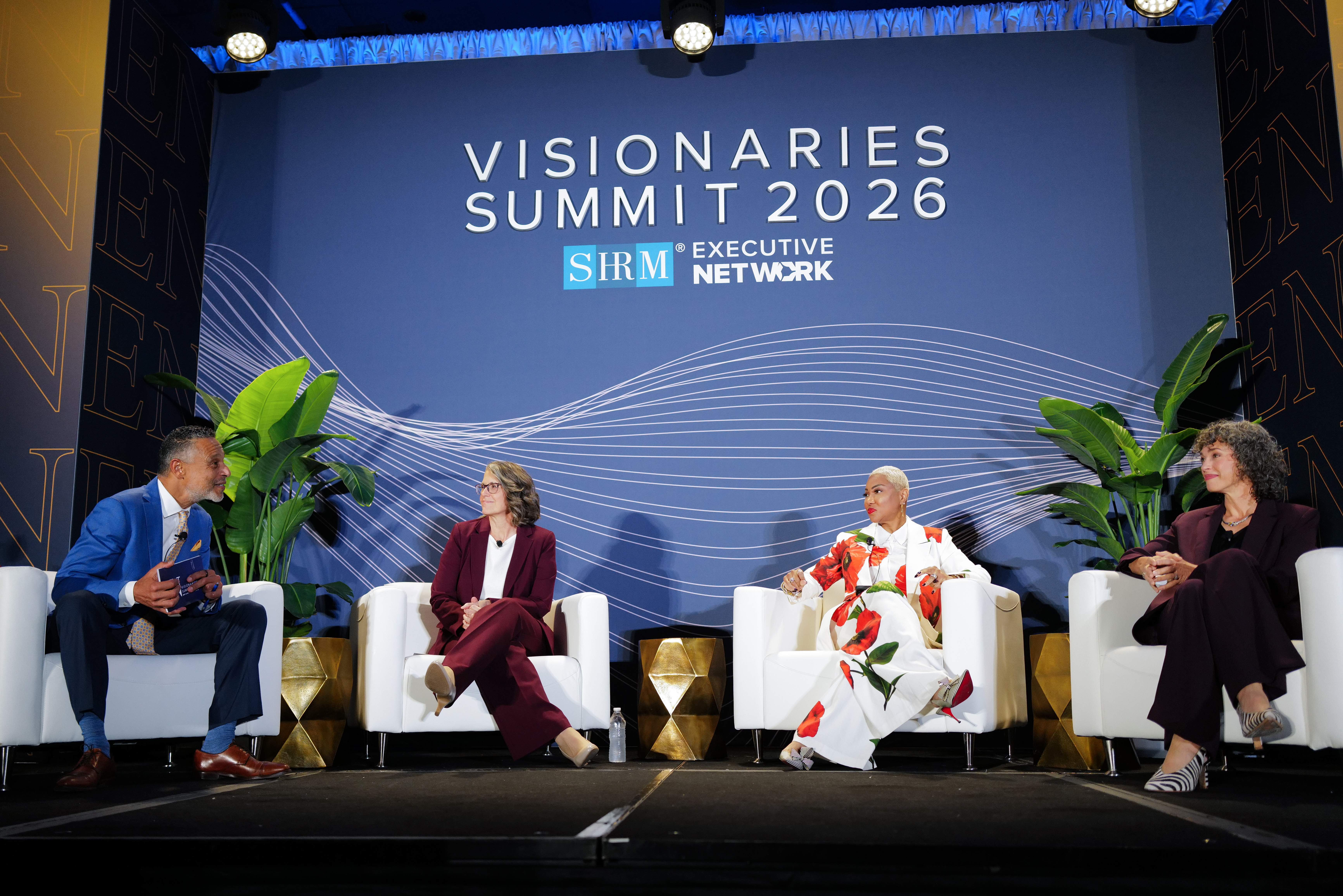 Leader Development Assessment Why C-Suite Leaders Must Model Disagreement First