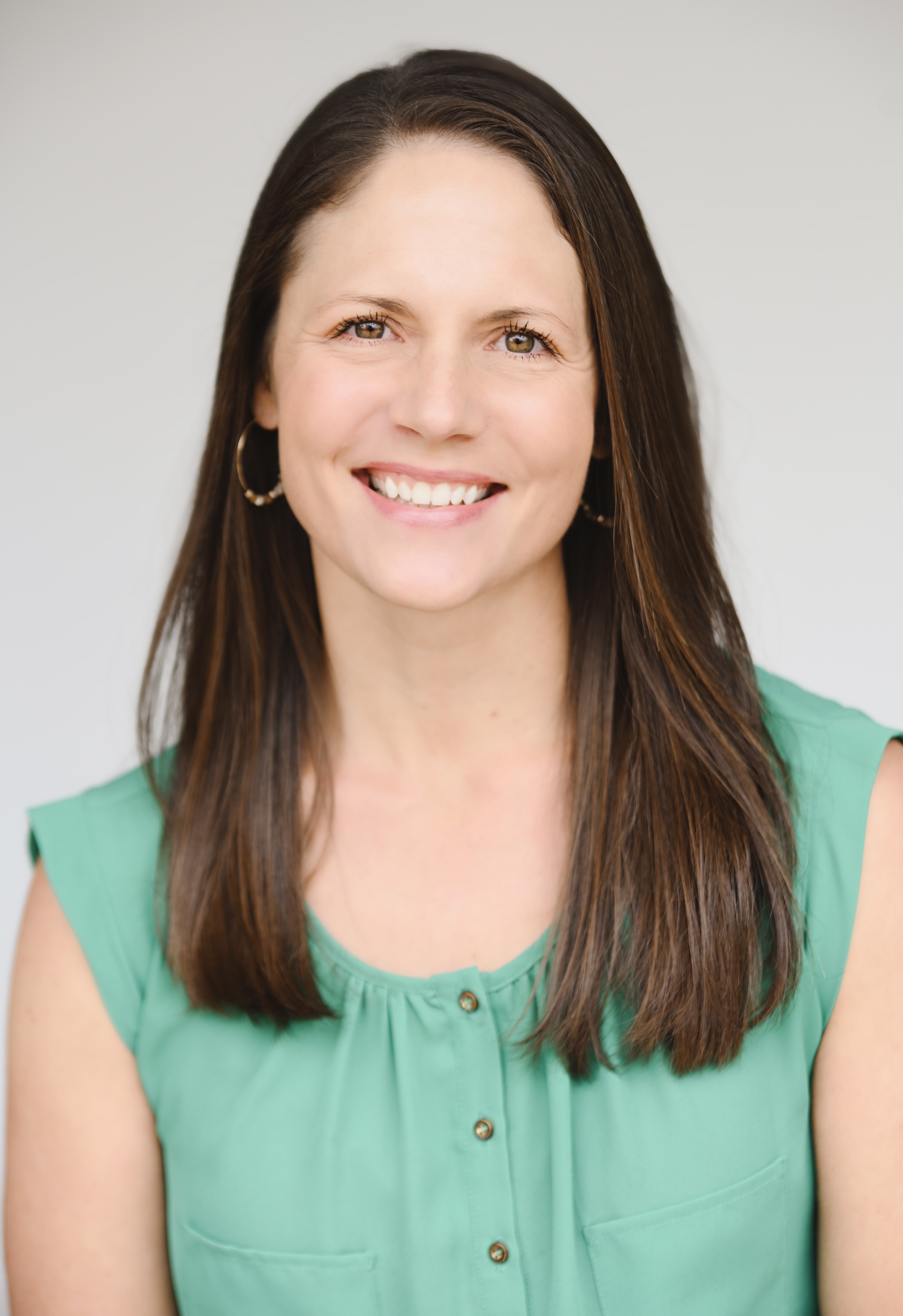 Headshot of Leah Marone