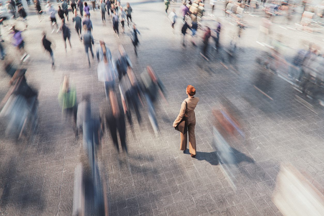 busy workday pedestrian commute