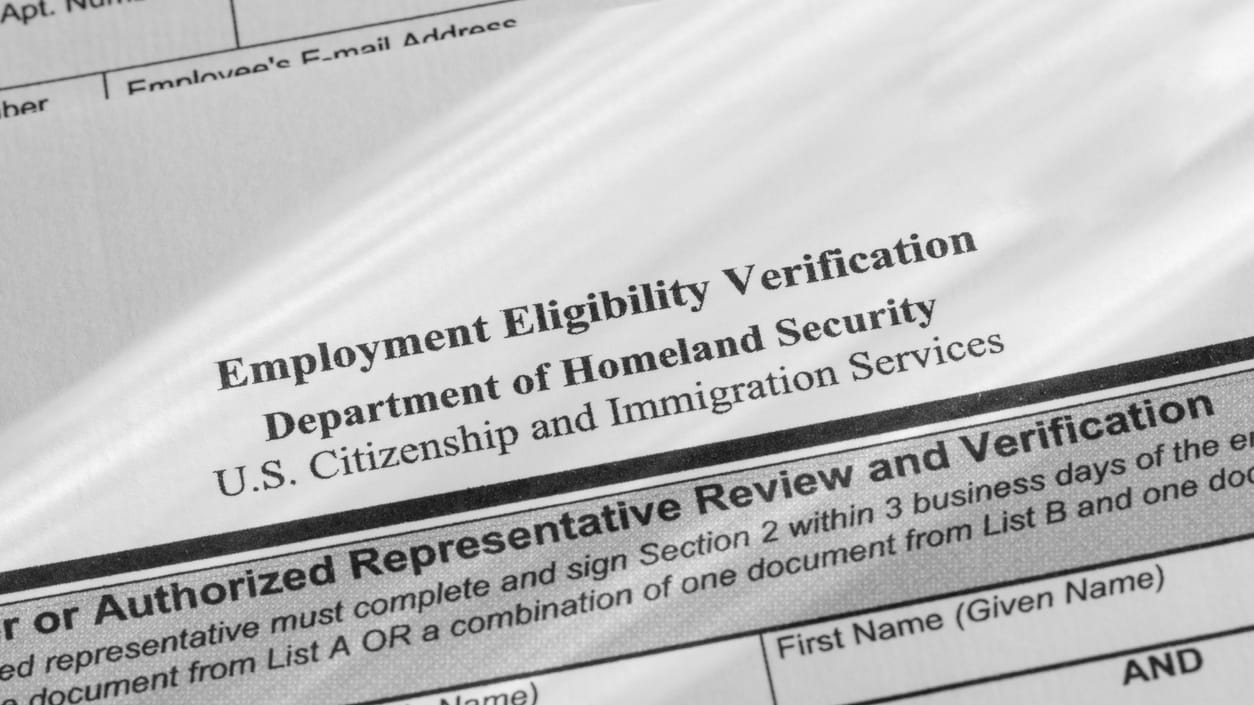 U s department of homeland security employment eligibility verification form.