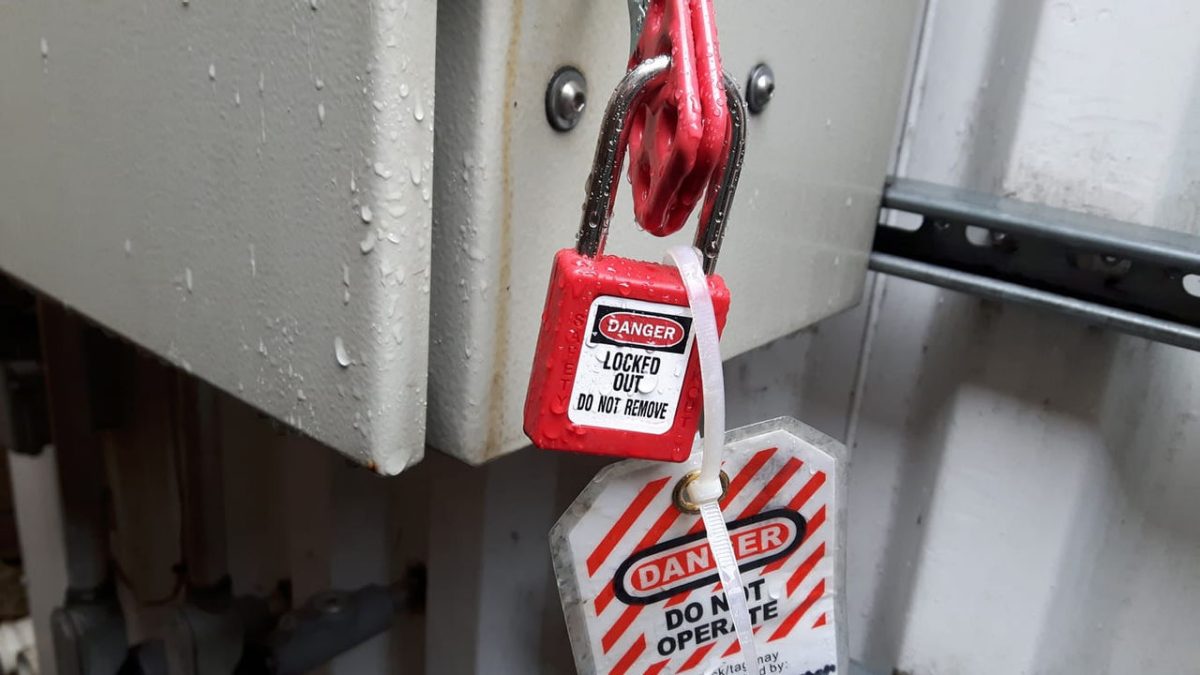 Robotic Systems Compel OSHA to Consider Revising Lockout/Tagout Standard