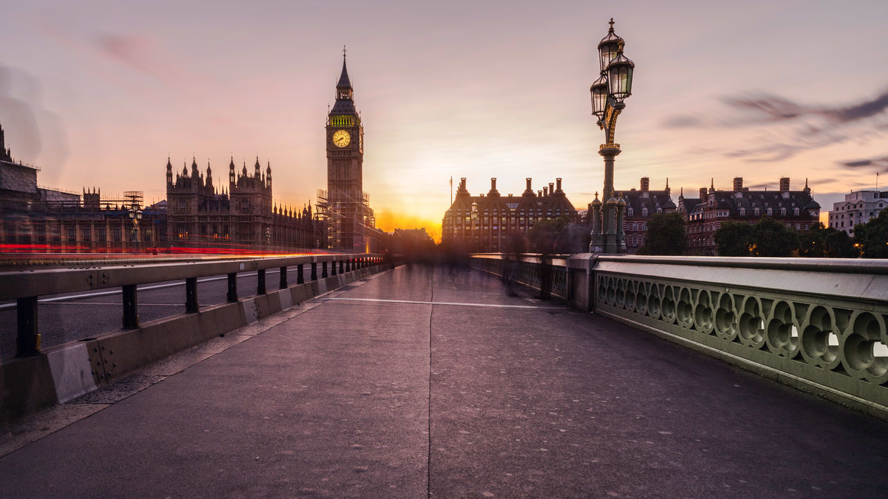 London bridge at sunset with big ben in the background.