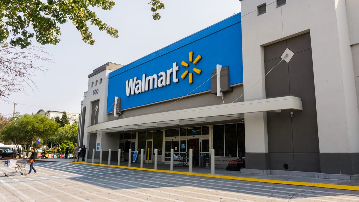 A picture of a walmart store in california.